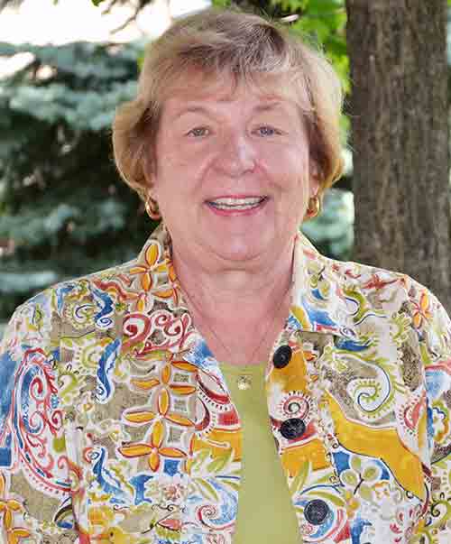 A biography and photo of Vicki Schwartz SL, a member of Loretto's Executive Committee and Community Forum.